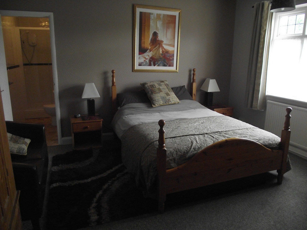 The Waggon And Horses Hotell Great Yeldham Exteriör bild
