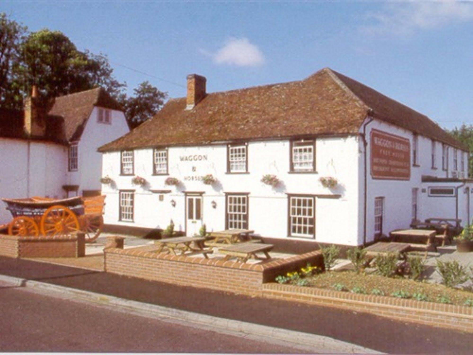 The Waggon And Horses Hotell Great Yeldham Exteriör bild